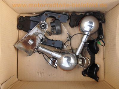 Yamaha_XS_650_Typ_447_Ersatzteile_Teile_spares_spare-parts_Fender_Seitenteile_Scheinwerfer_Airbox_Ruecklicht_Instrumente_Tacho_DZM_Dehzahlmesser_6.jpg