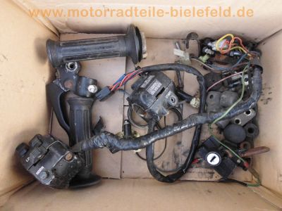Yamaha_XS_650_Typ_447_Ersatzteile_Teile_spares_spare-parts_Fender_Seitenteile_Scheinwerfer_Airbox_Ruecklicht_Instrumente_Tacho_DZM_Dehzahlmesser_61.jpg