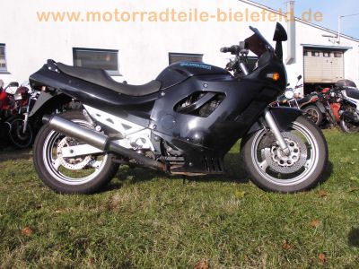 Suzuki_GSX_750_F_GR78A_schwarz_Tourenscheibe_-_Ersatzteile_wie_GSX_600F_GN72B_40.jpg