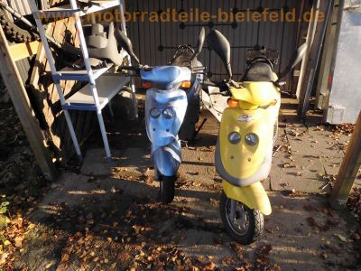 HerChee_Adly_CAT_125_silber-blau_Roller_Scooter_GY6_Ersatzteile_Teile_spares_spare-parts_Gepaecktraeger_6.jpg