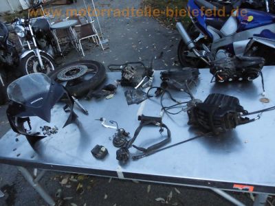 Honda_CBR_125_R_JC34_Ersatzteile_Teile_spares_spare-parts_wie_CBR125R_JC39_5.jpg