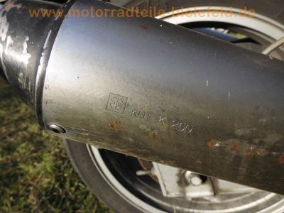 Kawasaki_ZZR_600_D_ZX600D_schwarz_-_Ersatzteile_Teile_spares_spare-parts_wie_ZZR_GPX_GPZ_ZX_600_A_B_C_E_49.jpg