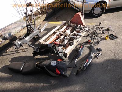 Honda_CBR125R_JC34_Teile_Ersatzteile_spares_spare-parts_wie_JC39_2.jpg