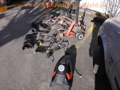Honda_CBR125R_JC34_Teile_Ersatzteile_spares_spare-parts_wie_JC39_5.jpg