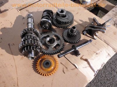 Yamaha_XT600E_3TB_Motor-Teile_Ersatzteile_engine-spares_spare-parts_-_wie_XT_TT_600_Z_K_2KF_2NF_43F_34L_1VJ_3AJ_55V_3YT_59X_34K_36A_3SW_70.jpg