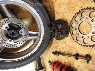 Honda_CBR600F_PC19_PC23_Teile_Ersatzteile_spares_spare-parts_-_wie_PC25_PC31_CBR1000F_SC21_13.jpg