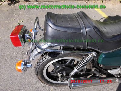 Honda_CM400T_NC01_Oldtimer_Chopper_british_racing_green_US-Modell_kurzer_Heckfender_und_Frontfender_offener_43PS_Motor_original_Haltebuegel_neuer_JAMA-Auspuff_e13-52.jpg