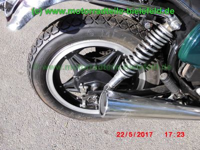 Honda_CM400T_NC01_Oldtimer_Chopper_british_racing_green_US-Modell_kurzer_Heckfender_und_Frontfender_offener_43PS_Motor_original_Haltebuegel_neuer_JAMA-Auspuff_e13-53.jpg