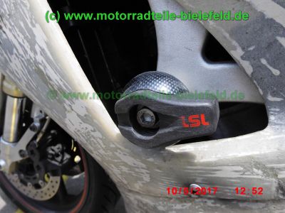 Yamaha_YZF-R1_RN01_EZ2000_Rennmaschine_weiss_Heck-Umbau_Akrapovic_Sport-Auspuff_GFK-Verkleidung_-_Teile_Ersatzteile_parts_spares_spare-parts_ricambi_repuestos_wie_R1_RN04-19.jpg