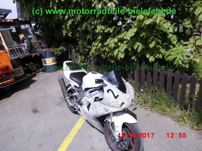 Yamaha_YZF-R1_RN01_EZ2000_Rennmaschine_weiss_Heck-Umbau_Akrapovic_Sport-Auspuff_GFK-Verkleidung_-_Teile_Ersatzteile_parts_spares_spare-parts_ricambi_repuestos_wie_R1_RN04-29.jpg