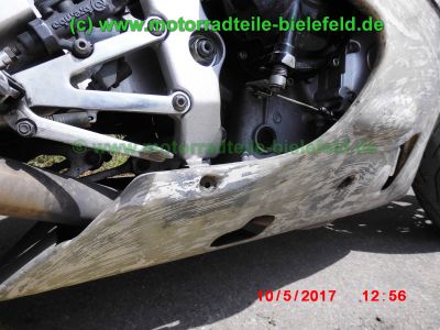 Yamaha_YZF-R1_RN01_EZ2000_Rennmaschine_weiss_Heck-Umbau_Akrapovic_Sport-Auspuff_GFK-Verkleidung_-_Teile_Ersatzteile_parts_spares_spare-parts_ricambi_repuestos_wie_R1_RN04-41.jpg