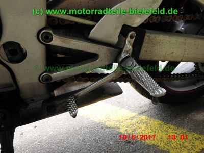 Yamaha_YZF-R1_RN01_EZ2000_Rennmaschine_weiss_Heck-Umbau_Akrapovic_Sport-Auspuff_GFK-Verkleidung_-_Teile_Ersatzteile_parts_spares_spare-parts_ricambi_repuestos_wie_R1_RN04-63.jpg