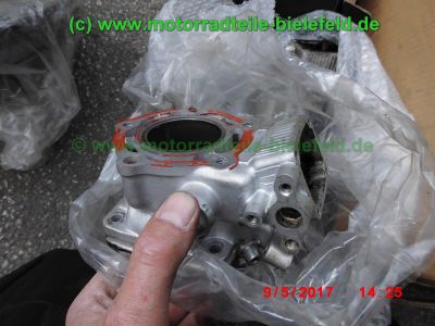 Suzuki_RGV250_GAMMA_VJ22B_Zweizylinder_Zweitakt_two-stroke_-_Teile_Ersatzteile_parts_spares_spare-parts_ricambi_repuestos_wie_VJ21_VJ23_Aprilia_RS250-124.jpg