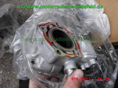 Suzuki_RGV250_GAMMA_VJ22B_Zweizylinder_Zweitakt_two-stroke_-_Teile_Ersatzteile_parts_spares_spare-parts_ricambi_repuestos_wie_VJ21_VJ23_Aprilia_RS250-126.jpg