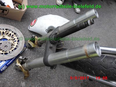 Suzuki_RGV250_GAMMA_VJ22B_Zweizylinder_Zweitakt_two-stroke_-_Teile_Ersatzteile_parts_spares_spare-parts_ricambi_repuestos_wie_VJ21_VJ23_Aprilia_RS250-236.jpg
