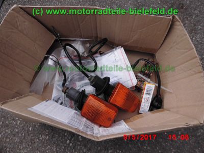 Suzuki_RGV250_GAMMA_VJ22B_Zweizylinder_Zweitakt_two-stroke_-_Teile_Ersatzteile_parts_spares_spare-parts_ricambi_repuestos_wie_VJ21_VJ23_Aprilia_RS250-238.jpg