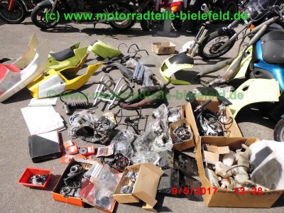 Suzuki_RGV250_GAMMA_VJ22B_Zweizylinder_Zweitakt_two-stroke_-_Teile_Ersatzteile_parts_spares_spare-parts_ricambi_repuestos_wie_VJ21_VJ23_Aprilia_RS250-31.jpg