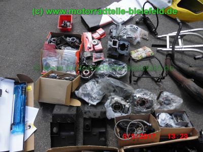 Suzuki_RGV250_GAMMA_VJ22B_Zweizylinder_Zweitakt_two-stroke_-_Teile_Ersatzteile_parts_spares_spare-parts_ricambi_repuestos_wie_VJ21_VJ23_Aprilia_RS250-40.jpg