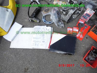Suzuki_RGV250_GAMMA_VJ22B_Zweizylinder_Zweitakt_two-stroke_-_Teile_Ersatzteile_parts_spares_spare-parts_ricambi_repuestos_wie_VJ21_VJ23_Aprilia_RS250-42.jpg