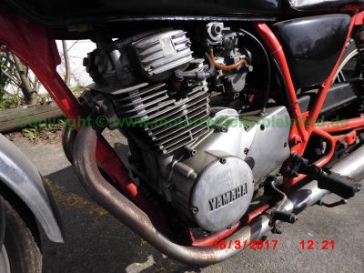 Yamaha_XS400_2A2_SOHC_schwarz_roter_Rahmen_Sito-Auspuff_–_wie_XS400SE_4G5_XS_250_360_1U4_1U5-52.jpg