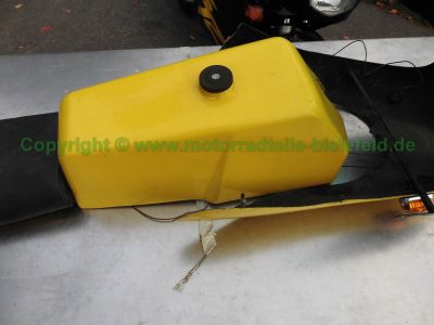 Yamaha_RD250_Typ_352_gelb_Cup-Racer_Cafe-Racer_Alu-Tank_Vollverkleidung_Hoeckersitzbank_-_Teile_Ersatzteile_spare-parts_wie_DS7_1A2_R5_RX350_RD350_Typ_351_1A1_1A3-23.jpg