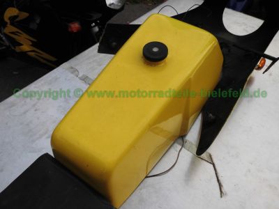 Yamaha_RD250_Typ_352_gelb_Cup-Racer_Cafe-Racer_Alu-Tank_Vollverkleidung_Hoeckersitzbank_-_Teile_Ersatzteile_spare-parts_wie_DS7_1A2_R5_RX350_RD350_Typ_351_1A1_1A3-24.jpg