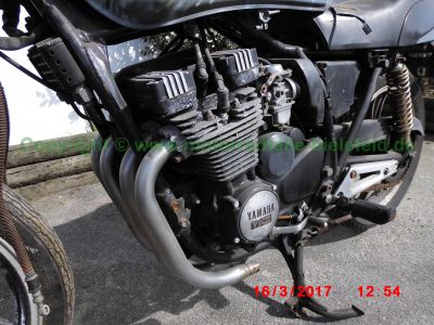 Yamaha_XJ550_4V8_Udo_Ersatzteile_Teile_spares_spare-parts_wie_XJ400_XJ600_51J-37.jpg