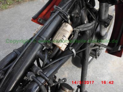 Suzuki_GSX750E_GS75X_Moto_Italia_Vollverkleidung_Thor_Tommaselli_Stummel-Lenker_257_–_Teile_Ersatzteile_spare-parts_wie_GSX1100E_GS110X-97.jpg