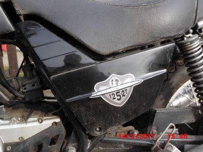 Cagiva_CZ_Roadster_125_Chopper_Einzylinder_Zweitakt_luftgekuehlt_wie_Roadster_200_10.JPG