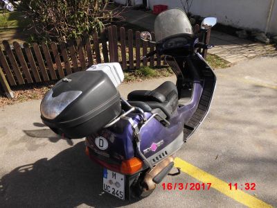 Piaggio_EX150_Hexagon_150_Zweitakter_wie_EX_125_180_GT_250_30.JPG