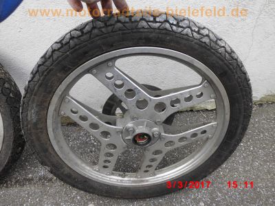 Honda_MBX80_HC04_rot_2x_Schlachtfahrzeug_-_Teile_Ersatzteile_spares_parts_wie_MBX50_AC05_MBX125_MT_50_80_MTX50_MTX80R2_HD08_HD09_MTX125R_155.jpg