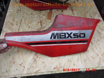 Honda_MBX80_HC04_rot_2x_Schlachtfahrzeug_-_Teile_Ersatzteile_spares_parts_wie_MBX50_AC05_MBX125_MT_50_80_MTX50_MTX80R2_HD08_HD09_MTX125R_199.jpg