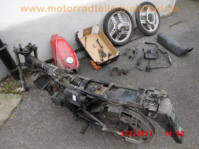 Honda_MBX80_HC04_rot_2x_Schlachtfahrzeug_-_Teile_Ersatzteile_spares_parts_wie_MBX50_AC05_MBX125_MT_50_80_MTX50_MTX80R2_HD08_HD09_MTX125R_58.jpg