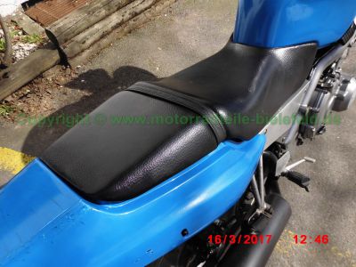 Honda_CB-1_CB400F_NC27_blau_Tankdellen_-_Motor_Technik_wie_CBR400RR_NC23_NC29-54.jpg