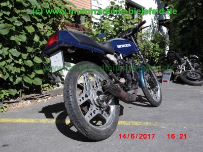 Honda_MBX50_AC05_Mokick_blau_mit_Schluessel_Papiere_Betriebserlaubnis_-_Teile_Ersatzteile_spares_parts_wie_Honda_MBX80_HC04_MBX125_MT_50_80_MTX50_MTX80R2_HD08_HD09_MTX125R-34.jpg