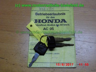 Honda_MBX50_AC05_Mokick_blau_mit_Schluessel_Papiere_Betriebserlaubnis_-_Teile_Ersatzteile_spares_parts_wie_Honda_MBX80_HC04_MBX125_MT_50_80_MTX50_MTX80R2_HD08_HD09_MTX125R-65.jpg