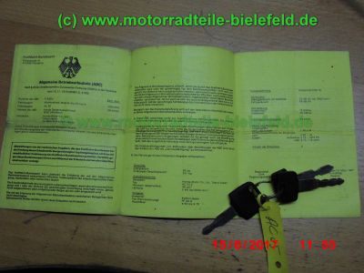 Honda_MBX50_AC05_Mokick_blau_mit_Schluessel_Papiere_Betriebserlaubnis_-_Teile_Ersatzteile_spares_parts_wie_Honda_MBX80_HC04_MBX125_MT_50_80_MTX50_MTX80R2_HD08_HD09_MTX125R-66.jpg