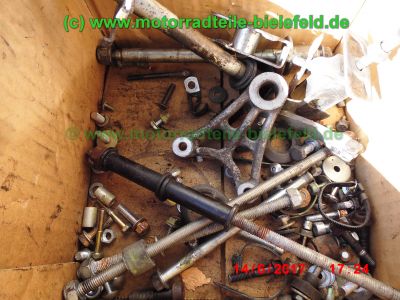 Suzuki_GS500_GM51B_Koffersystem_-_Teile_Ersatzteile_parts_spares_spare-parts_ricambi_repuestos_wie_GM51A-18.jpg
