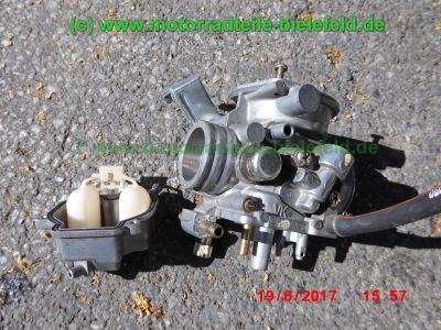 Honda_CBR125R_JC34_rot_Sturz_-_plus_Teile_Ersatzteile_parts_spares_spare-parts_ricambi_repuestos_wie_JC39-100.jpg