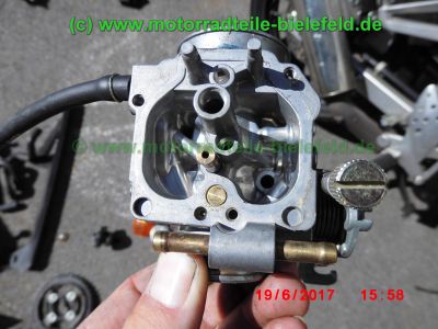 Honda_CBR125R_JC34_rot_Sturz_-_plus_Teile_Ersatzteile_parts_spares_spare-parts_ricambi_repuestos_wie_JC39-101.jpg