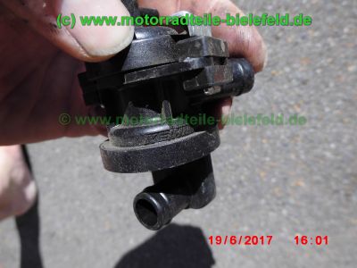 Honda_CBR125R_JC34_rot_Sturz_-_plus_Teile_Ersatzteile_parts_spares_spare-parts_ricambi_repuestos_wie_JC39-125.jpg