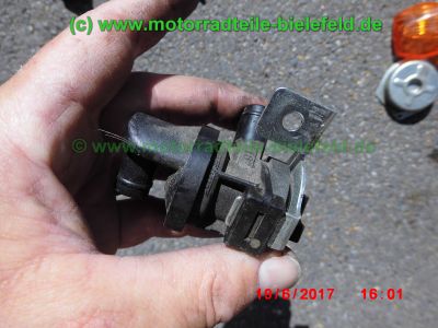 Honda_CBR125R_JC34_rot_Sturz_-_plus_Teile_Ersatzteile_parts_spares_spare-parts_ricambi_repuestos_wie_JC39-126.jpg