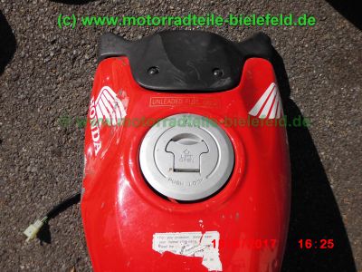 Honda_CBR125R_JC34_rot_Sturz_-_plus_Teile_Ersatzteile_parts_spares_spare-parts_ricambi_repuestos_wie_JC39-146.jpg