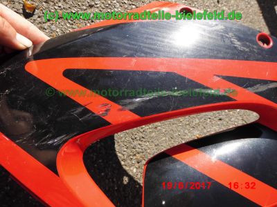 Honda_CBR125R_JC34_rot_Sturz_-_plus_Teile_Ersatzteile_parts_spares_spare-parts_ricambi_repuestos_wie_JC39-183.jpg