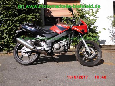 Honda_CBR125R_JC34_rot_Sturz_-_plus_Teile_Ersatzteile_parts_spares_spare-parts_ricambi_repuestos_wie_JC39-204.jpg