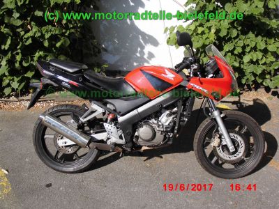 Honda_CBR125R_JC34_rot_Sturz_-_plus_Teile_Ersatzteile_parts_spares_spare-parts_ricambi_repuestos_wie_JC39-214.jpg
