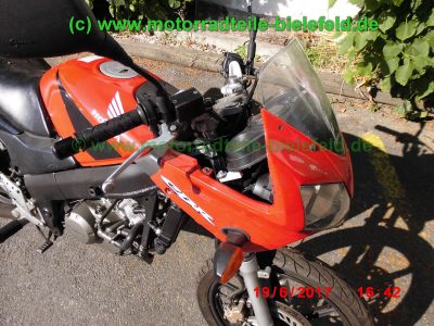 Honda_CBR125R_JC34_rot_Sturz_-_plus_Teile_Ersatzteile_parts_spares_spare-parts_ricambi_repuestos_wie_JC39-226.jpg