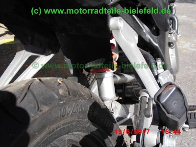 Honda_CBR125R_JC34_rot_Sturz_-_plus_Teile_Ersatzteile_parts_spares_spare-parts_ricambi_repuestos_wie_JC39-248.jpg
