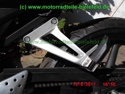 Honda_CBR125R_JC34_rot_Sturz_-_plus_Teile_Ersatzteile_parts_spares_spare-parts_ricambi_repuestos_wie_JC39-268.jpg