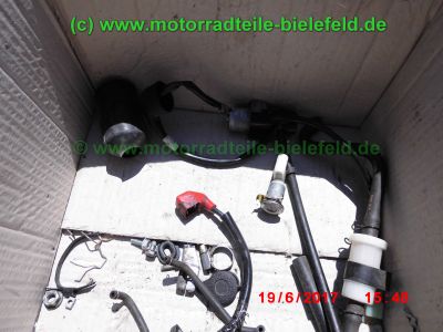 Honda_CBR125R_JC34_rot_Sturz_-_plus_Teile_Ersatzteile_parts_spares_spare-parts_ricambi_repuestos_wie_JC39-41.jpg